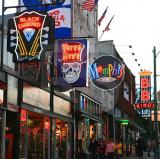 Beale Street, Memphis<br />photo credit: blogs.babble.com